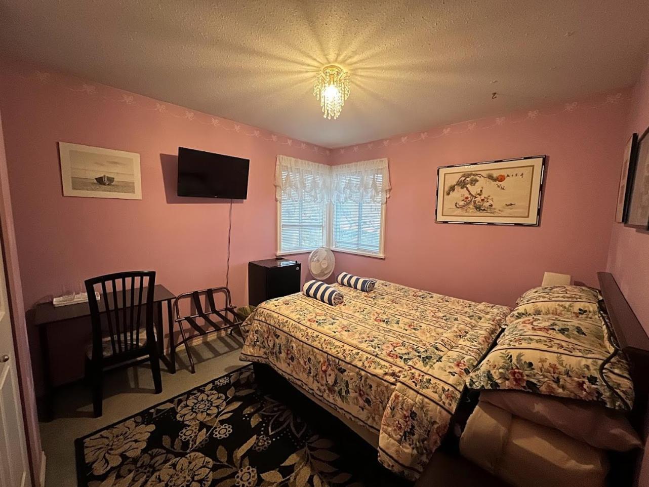 Comfy Sleep With Breakfast Bed & Breakfast Abbotsford Exterior photo